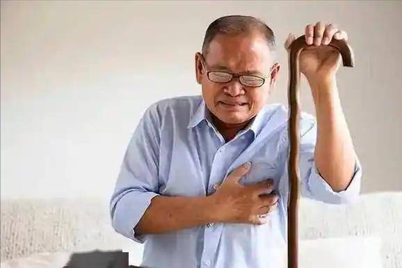 心衰患者必知：这些习惯正悄悄加重病情 揭秘加重心衰的元凶，为心脏健康护航