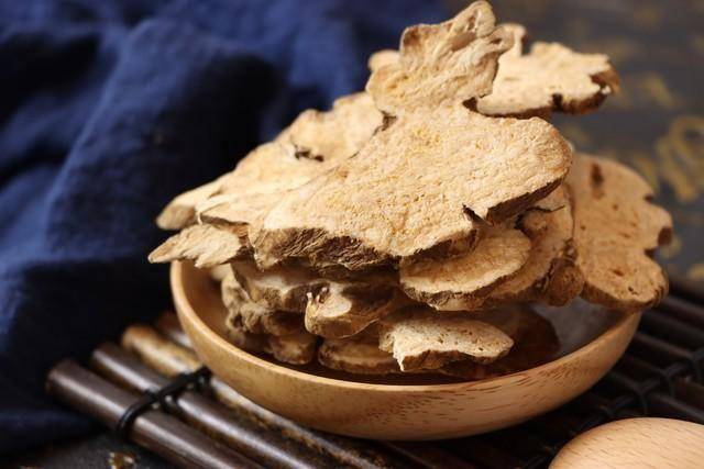 白术：为你的脾胃健康保驾护航，揭秘白术：调理脾胃的神奇中药