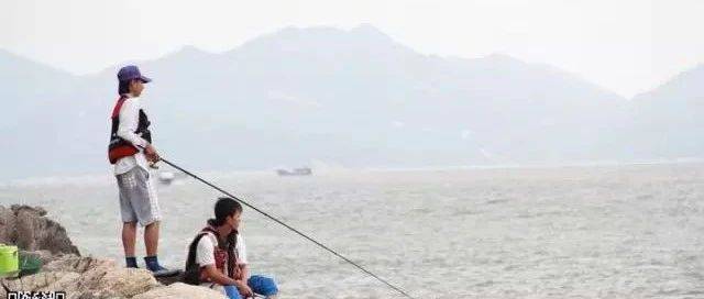 想去海钓的朋友一定要看哦_规律_潮水_鱼随