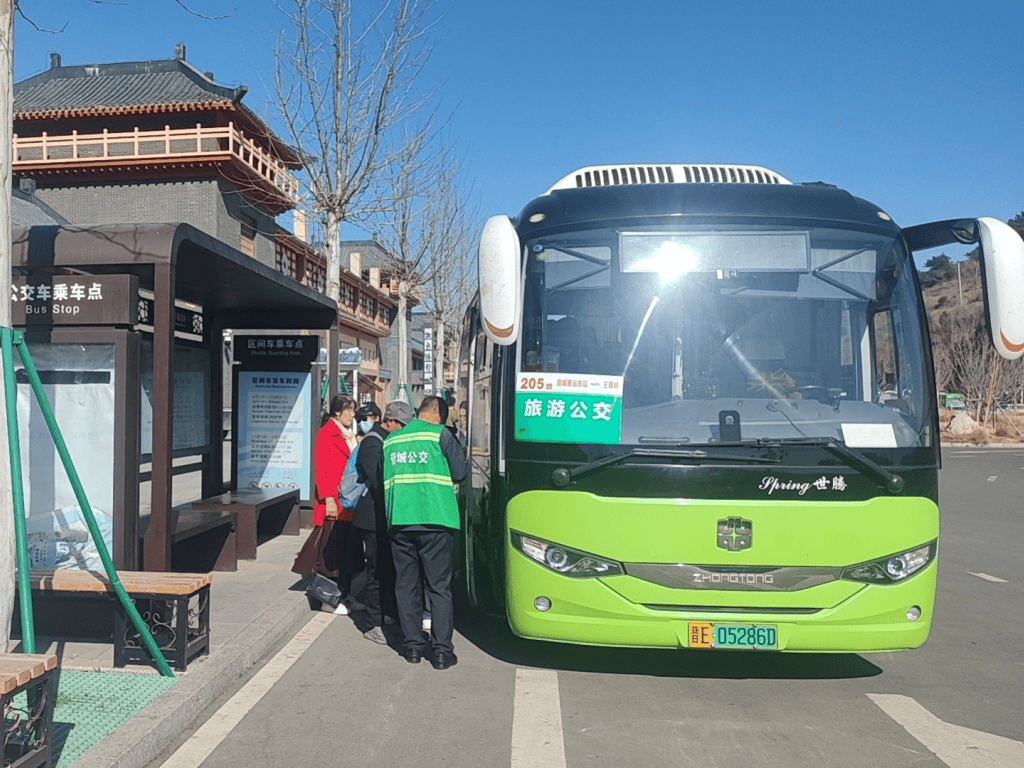 清明小长假 春风伴旅途