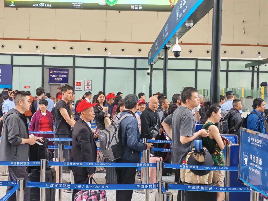 中国入境游客量同比激增超100%