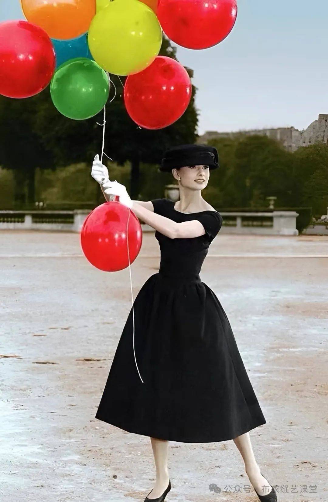 永不过时的赫本风优雅半身裙