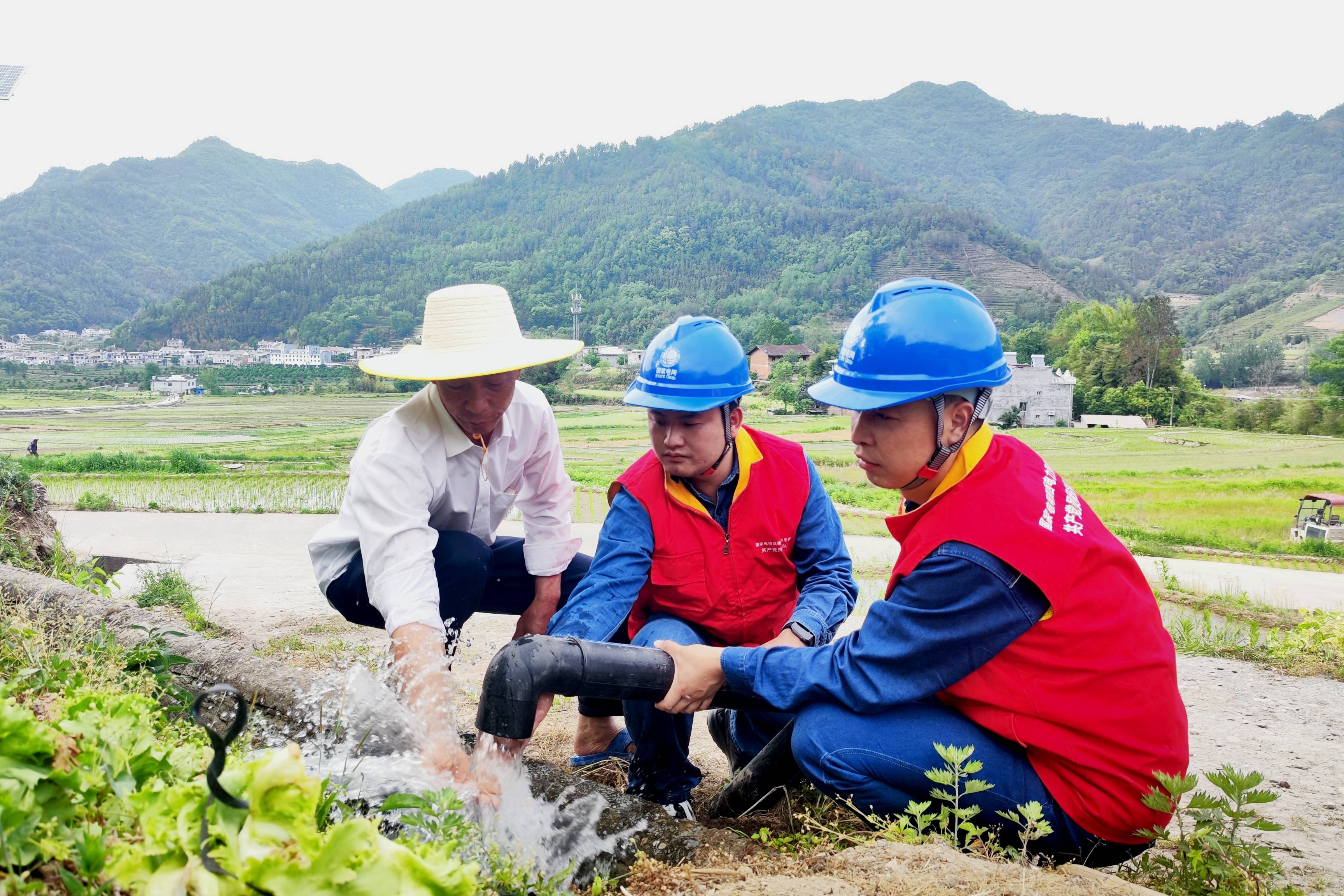 打好抗旱主动仗 助农稳产保丰收——多地抗旱保农一线观察
