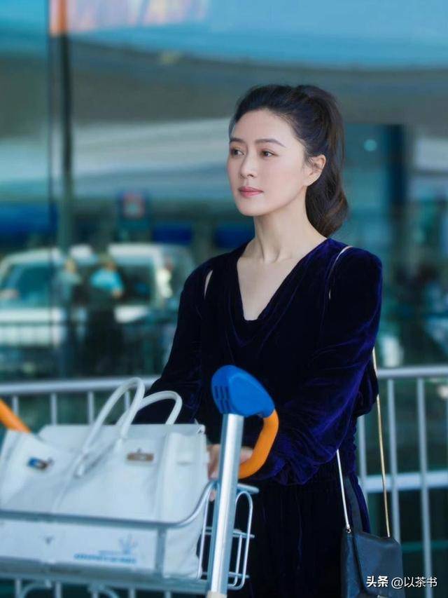演员田海蓉身材走样：一脸“旺夫相”，变街头大婶，仍然丰润迷人
