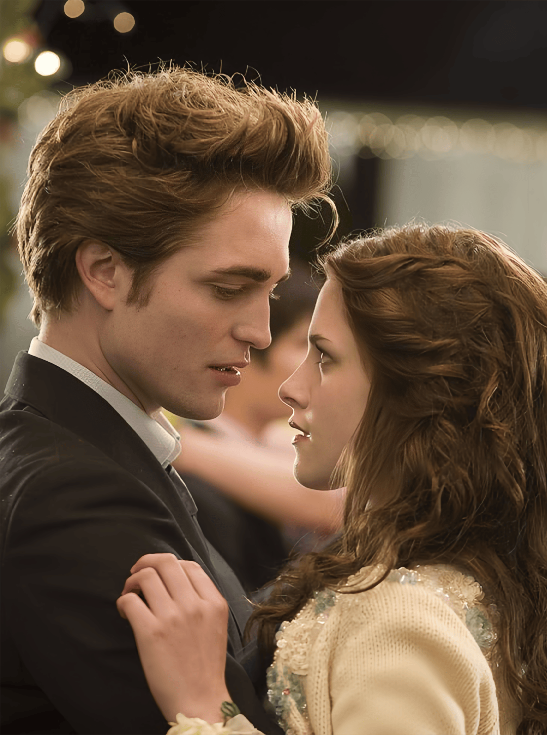 全世界都意难忘的“暮光CP”，都拥有了幸福_搜狐网, image size:1080x1451