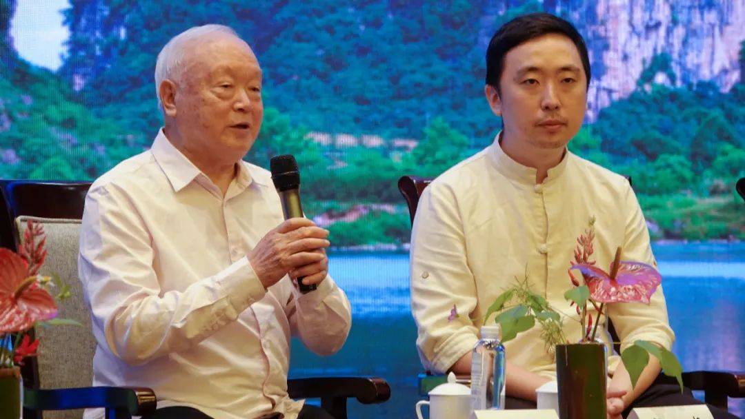 中央社会主义学院教授,中国《史记》研究会会长张大可,中国传媒大学