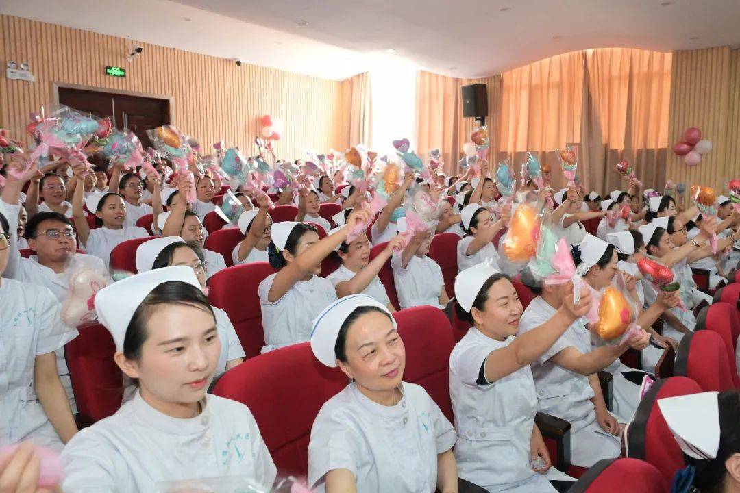 护士节本次活动特别设置了"5•12"护士节专属宠爱系列活动