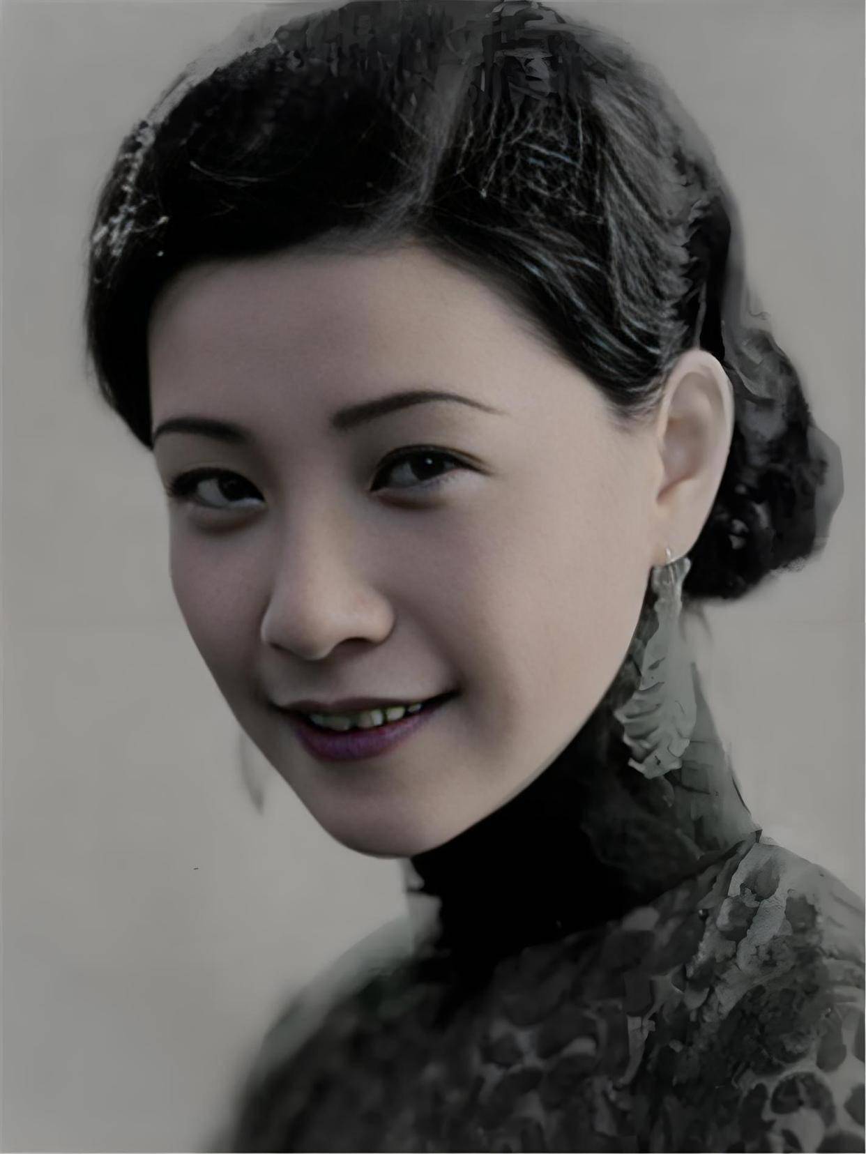 这就是默片女王阮玲玉真实的样貌,都看看吧,这可不是演员饰演的