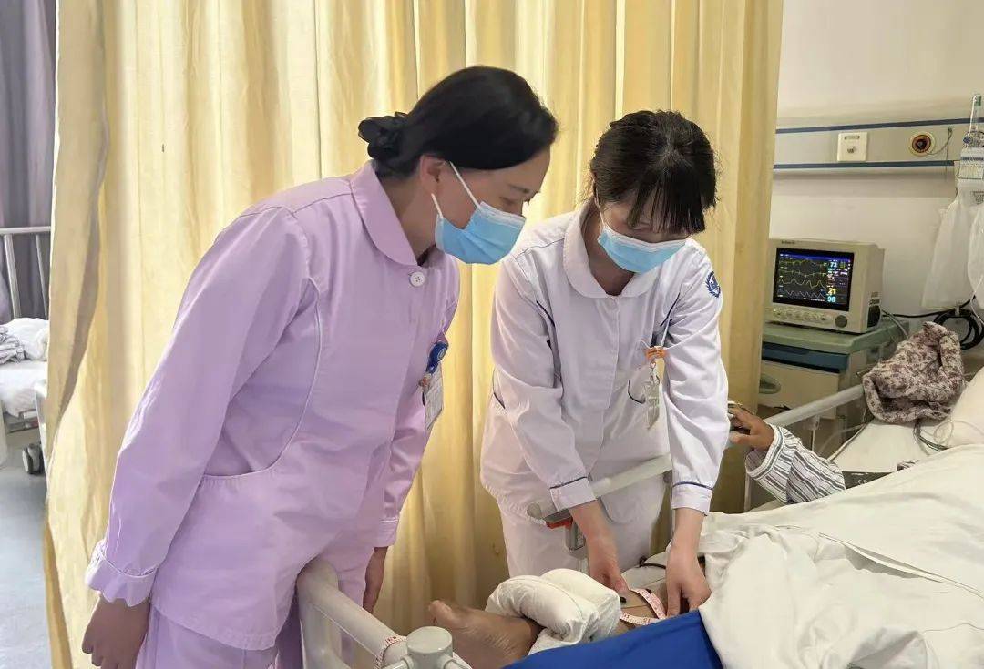 包含昆明市第一人民医院代挂陪诊就医的词条