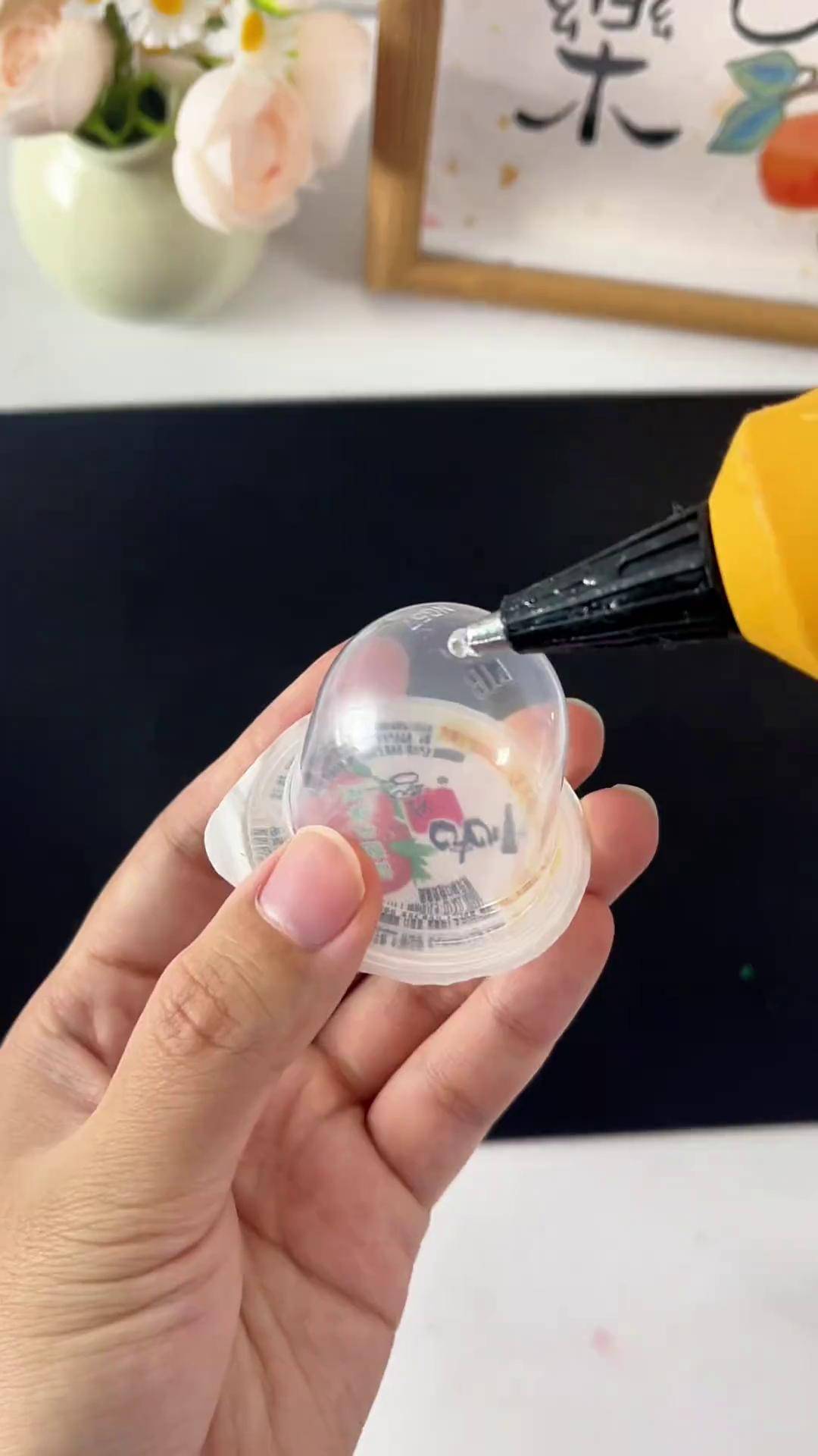 自制小沙漏 用吃剩的果冻盒做一个好玩的沙漏吧手工diy 创意手工幼儿
