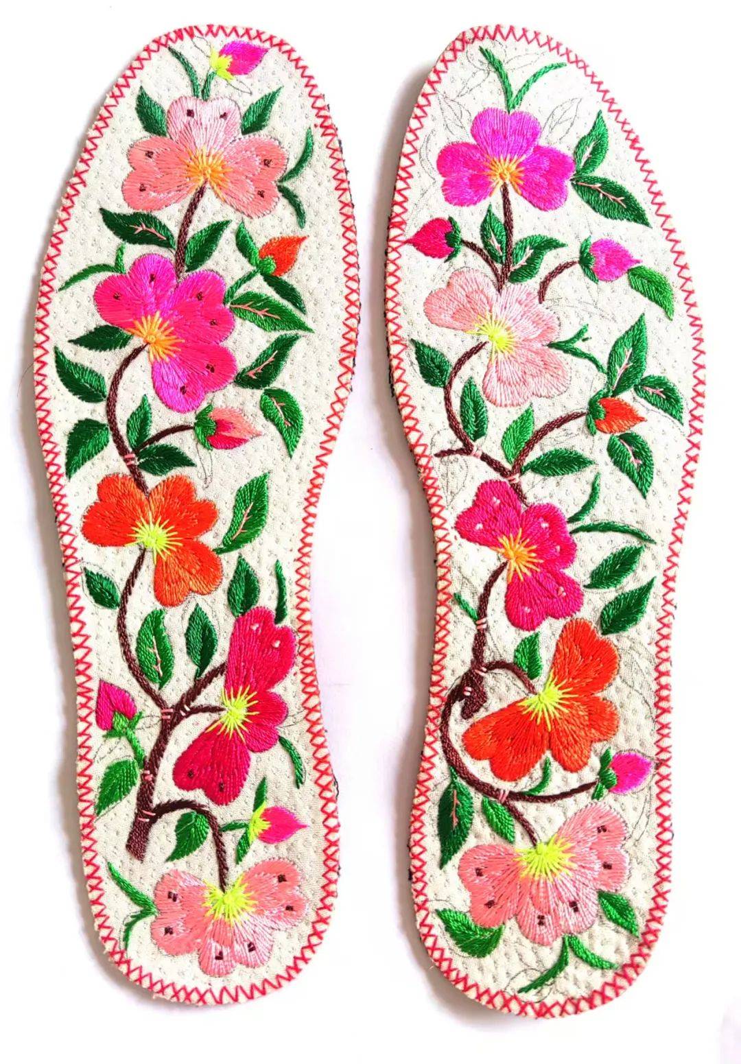 杨佩霞‖绣花鞋垫