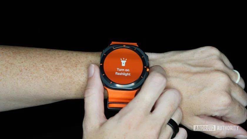 三星 Galaxy Watch8 系列智能手表曝料：沿用 Exynos W1000 芯片
