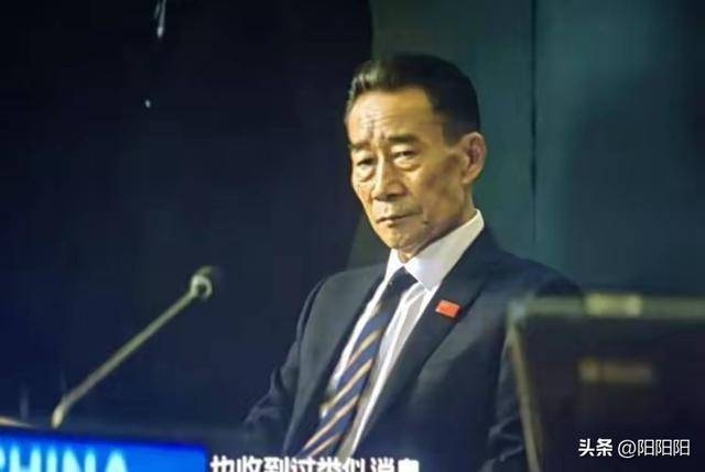 死在拍摄地的朱媛媛，并不可怜，只是提前完成了“冯小刚式浪漫”