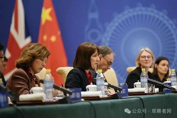 算盘珠子崩一脸：跟中国争，英美应联手