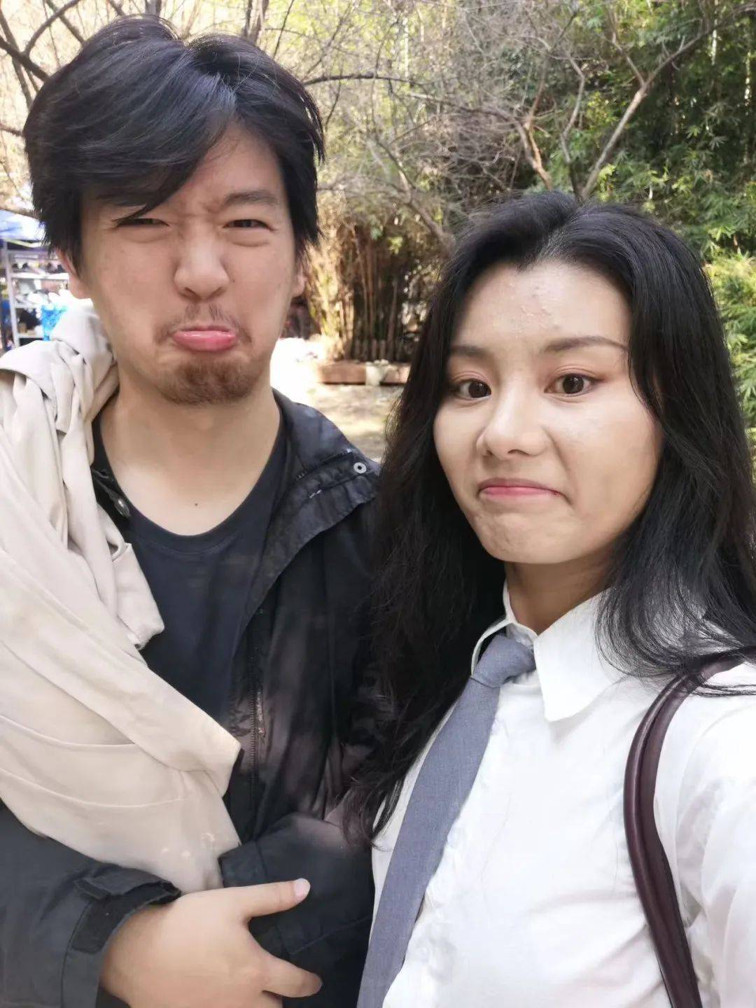 “越过山丘，却发现无人等候……”这段获奖感言，刷屏了！