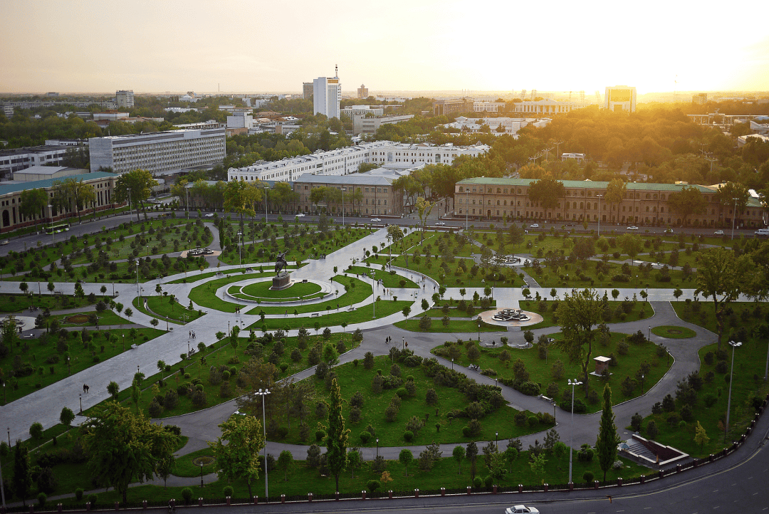 图片[7]-到免签的中亚小国，做一场极繁主义的梦 -华闻时空