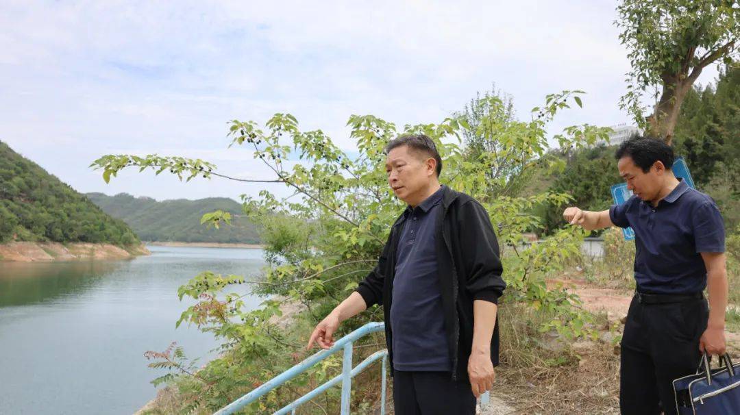 李保国带队到洛宁县调研