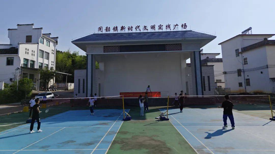 闻韶镇青少年羽毛球赛：以球会友，强健体魄