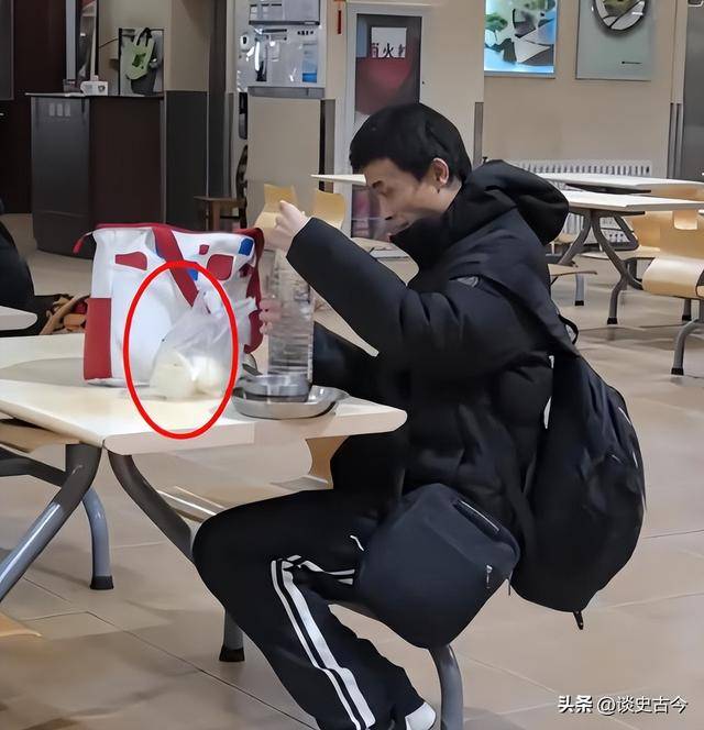 不迎合、不巴结、不打招呼，校领导、系主任，通通给韦神让路！