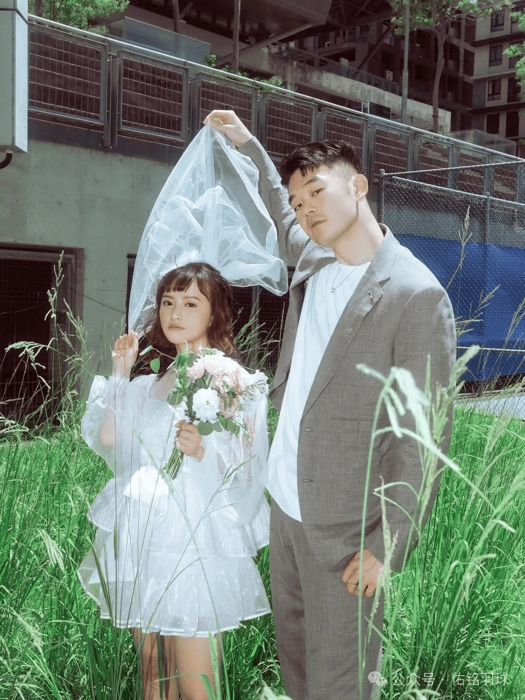 两届奥运冠军王齐麟领证结婚