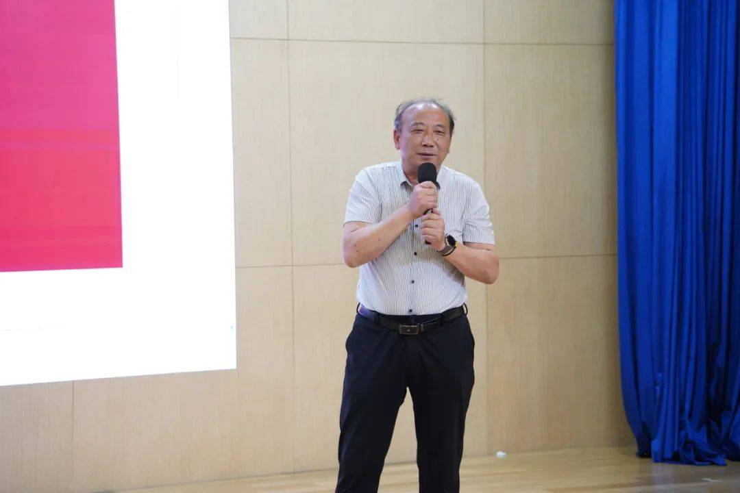 校长培训中心人力资源开发教研室王俭主任用"三个统一"精准概括了宏文