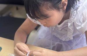 睦邻中心化身“迷你科创工坊”，亲子家庭开启科学探索之旅