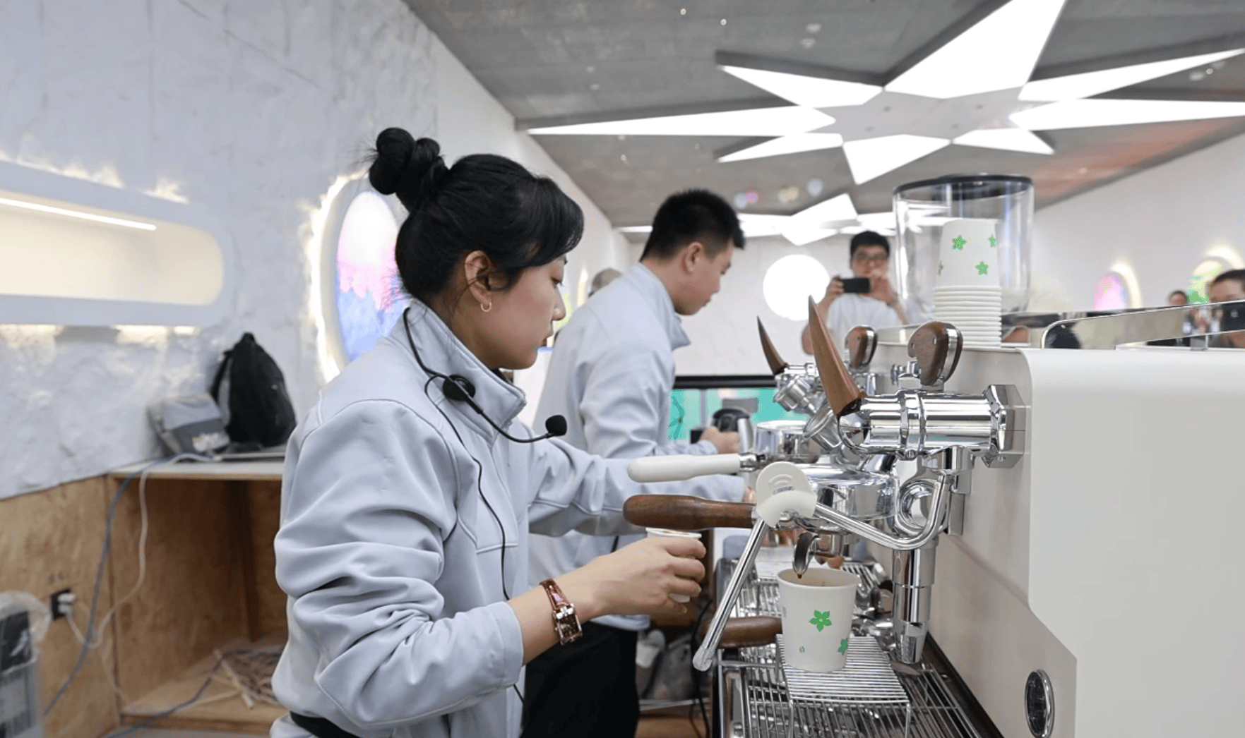 四季酒店开门迎客_北极光客栈_