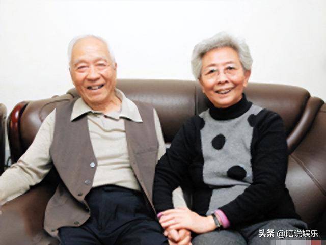 郭德纲于谦坐一桌节目_于谦坐车郭德纲导航_