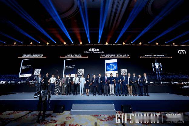 乐聚联合中国移动、华为发布业界首款 5G-A 具身智能机器人