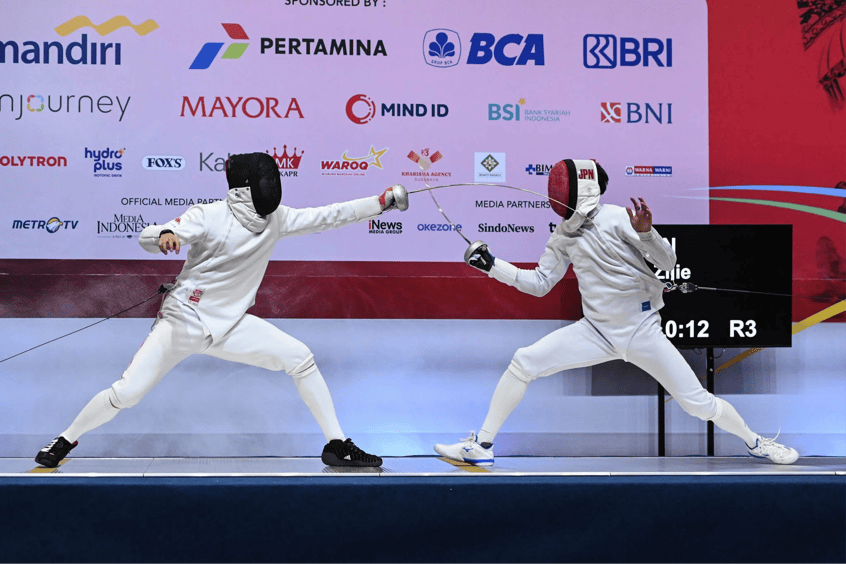 十年首金!我校学生王子杰勇夺2025亚洲击剑锦标赛冠军