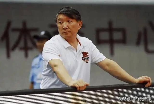 国产欧美性成人精品午夜:比宫鲁鸣被喊下课更糟的，是李梦现实处境，郑薇的话终于有人信了