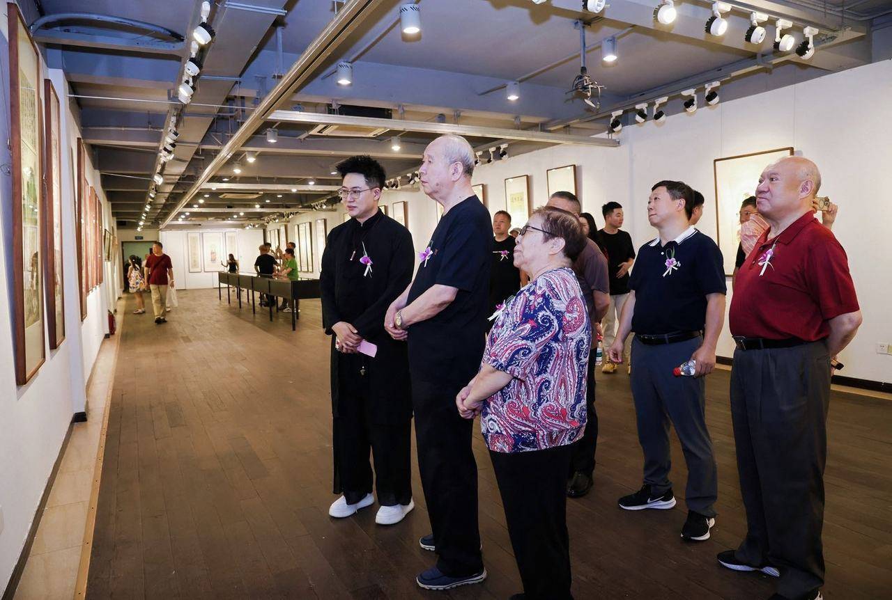 _一场戏曲与中国画的融合盛宴，葛寒冰工笔画展开幕_一场戏曲与中国画的融合盛宴，葛寒冰工笔画展开幕