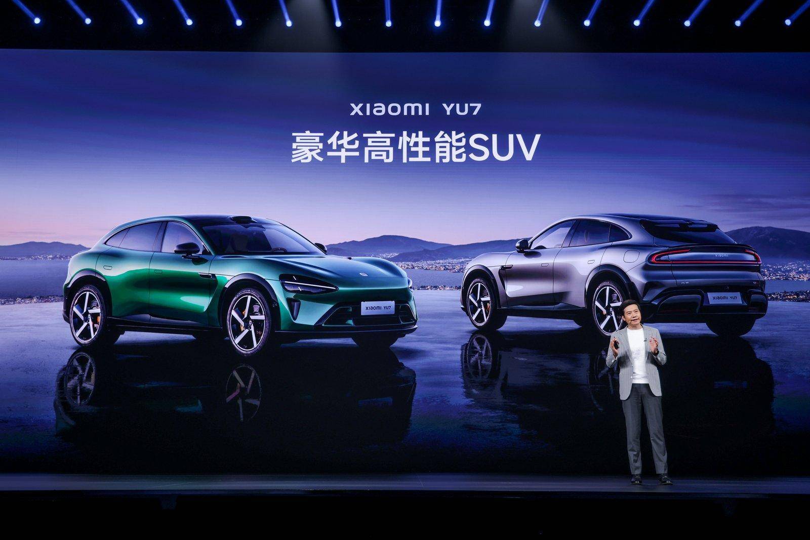 小米全生态大爆发：YU7豪华SUV领衔，AI眼镜等十余款新品齐亮相