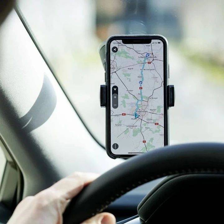 【荷兰】智能机器人代替员工，导航设备公司TomTom 裁员三百