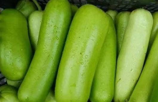 紧急提醒！这种夏日常吃的瓜，一旦出现这情况立刻扔！