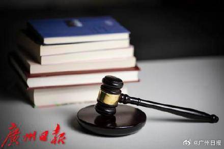 带着空间的米虫生活:男子闯黄灯身亡 亲属向交警城管索赔