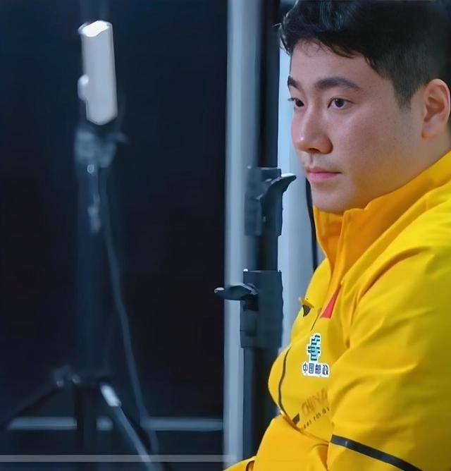 梁靖崑WTT美国大满贯首轮爆冷出局，技术短板与心理压力成焦点