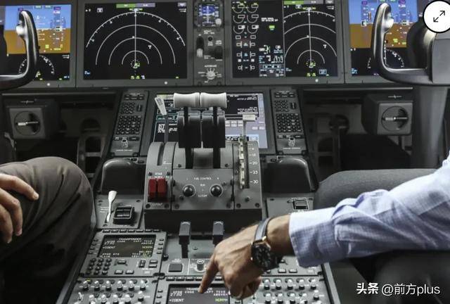 印度客机坠毁”初步调查结果曝光，知情人：两个发动机燃油开关关闭