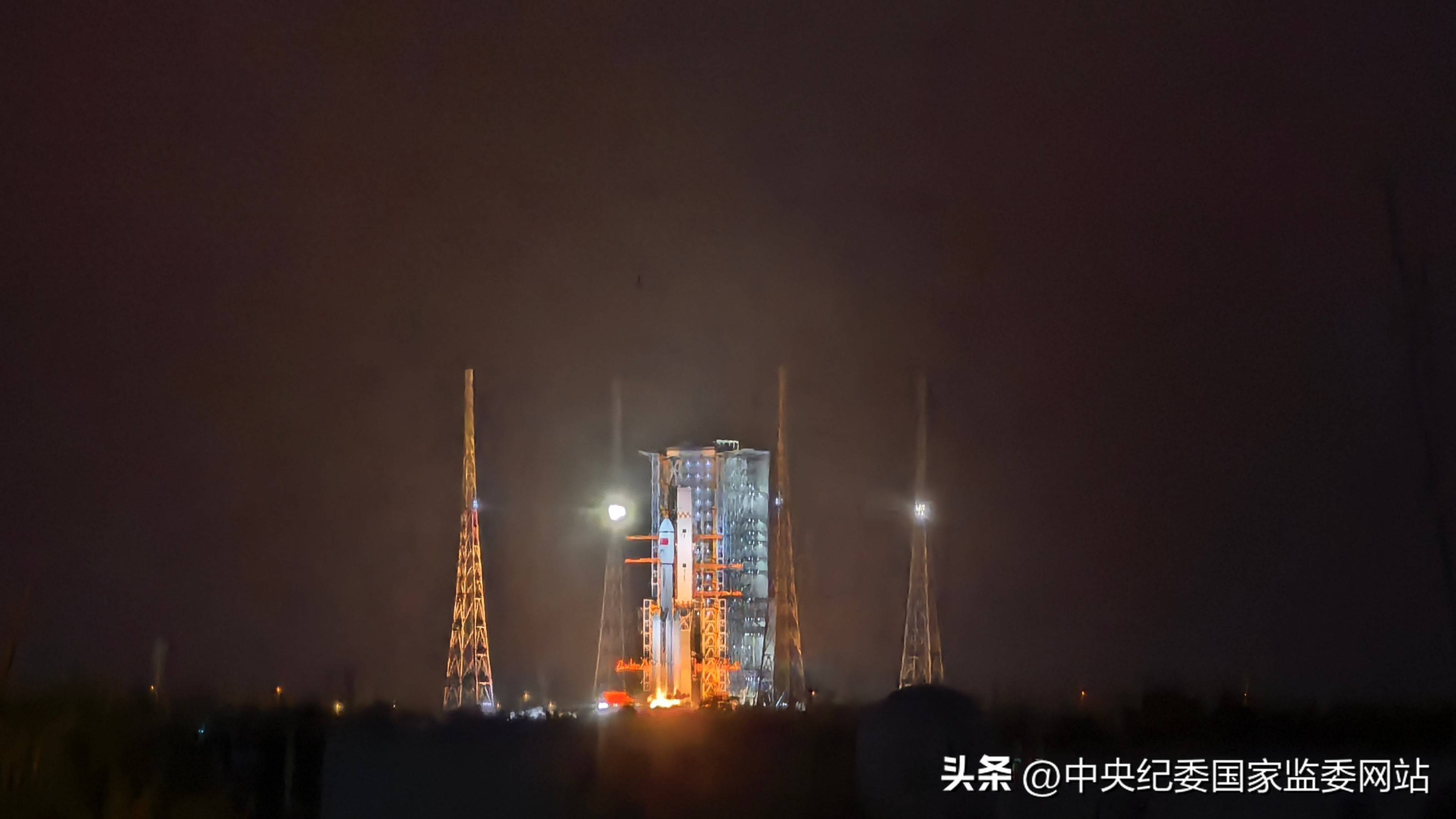 6.5吨“太空快递”运抵天宫 载人航天工程再启新程 天舟逐梦