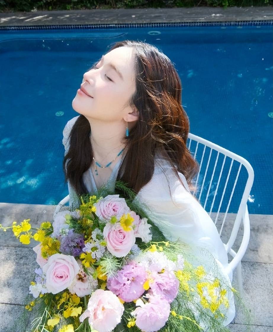 阚清子宣布怀孕,大肚写真曝光