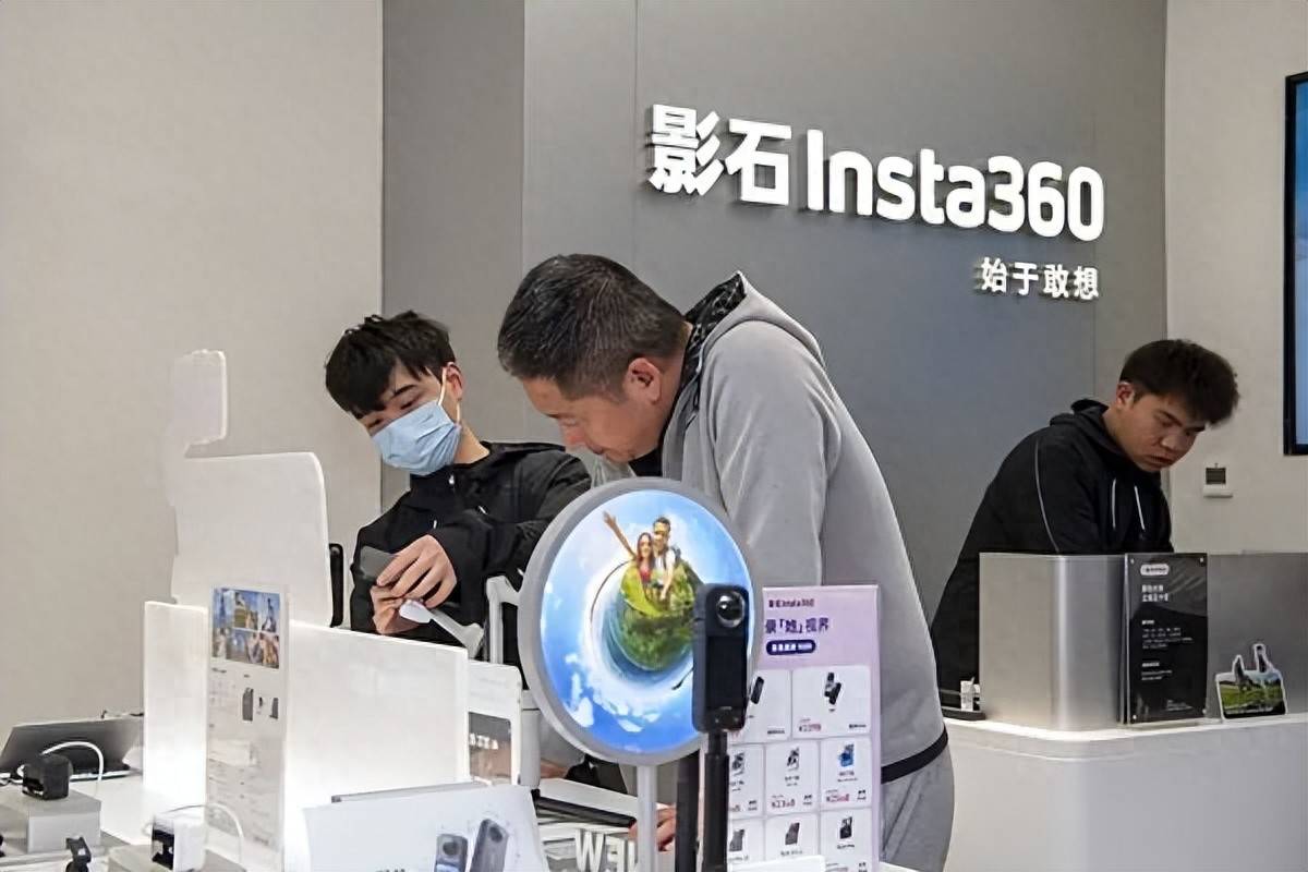 相机做到700亿，影石要单挑大疆了