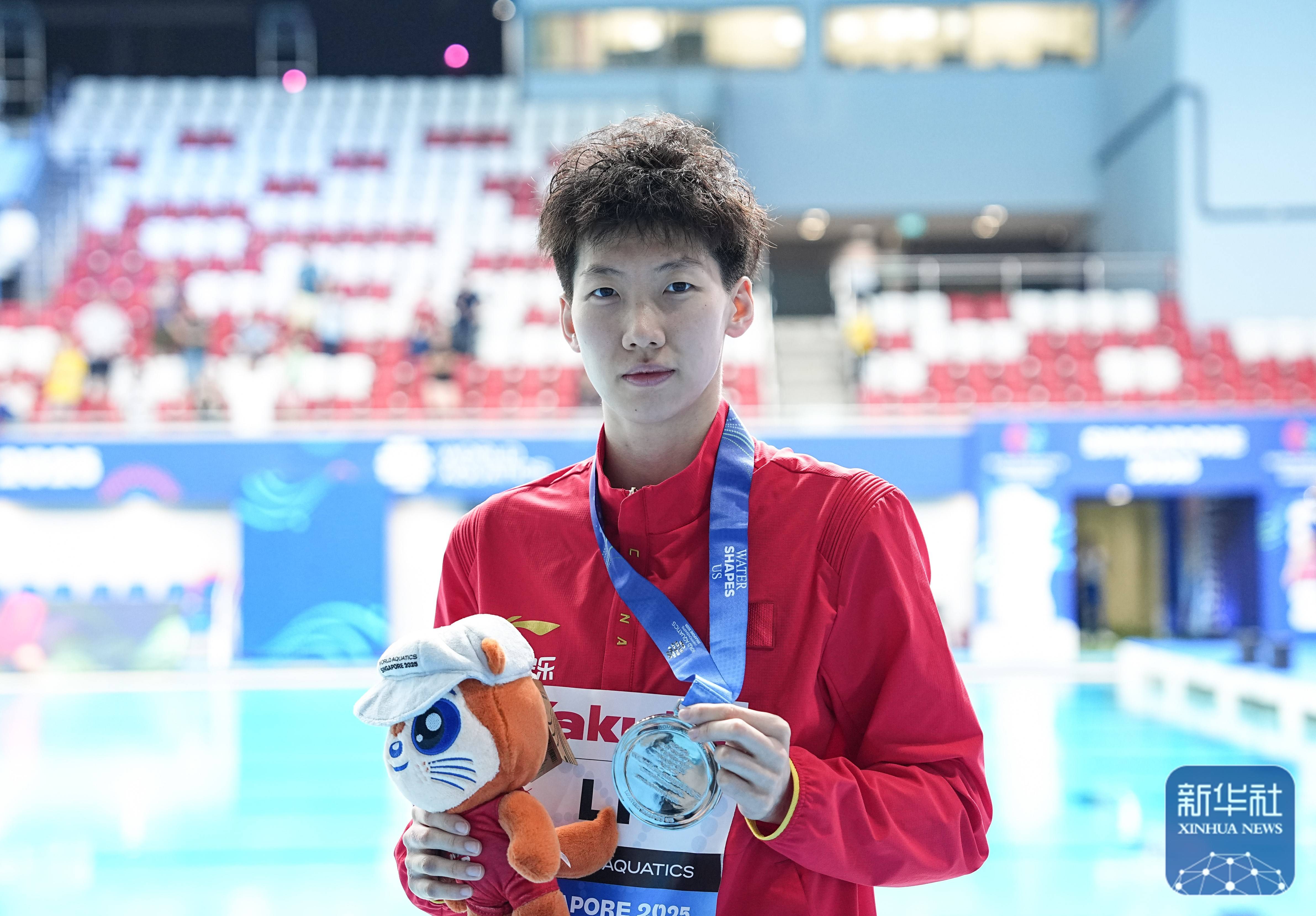 游泳世锦赛丨跳水女子一米板决赛：李亚杰摘银 澳大利亚选手夺冠