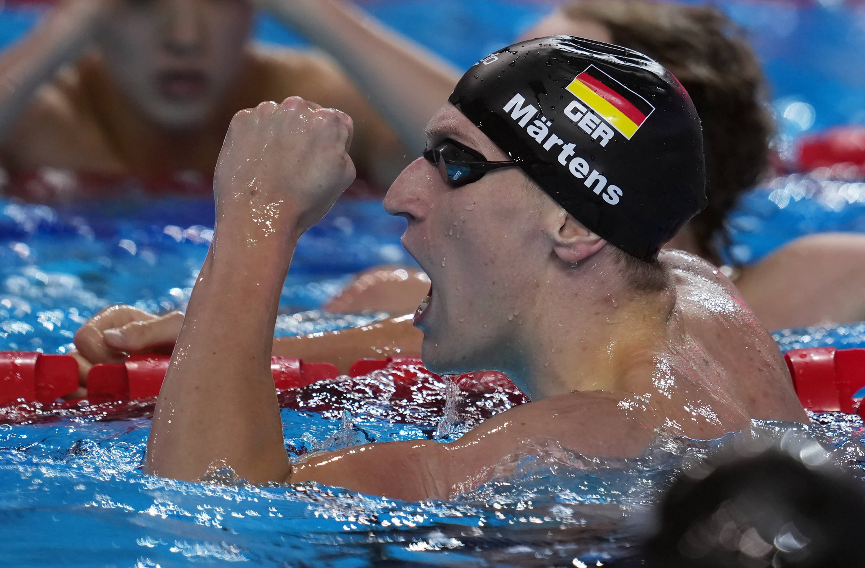 (游泳世锦赛)游泳