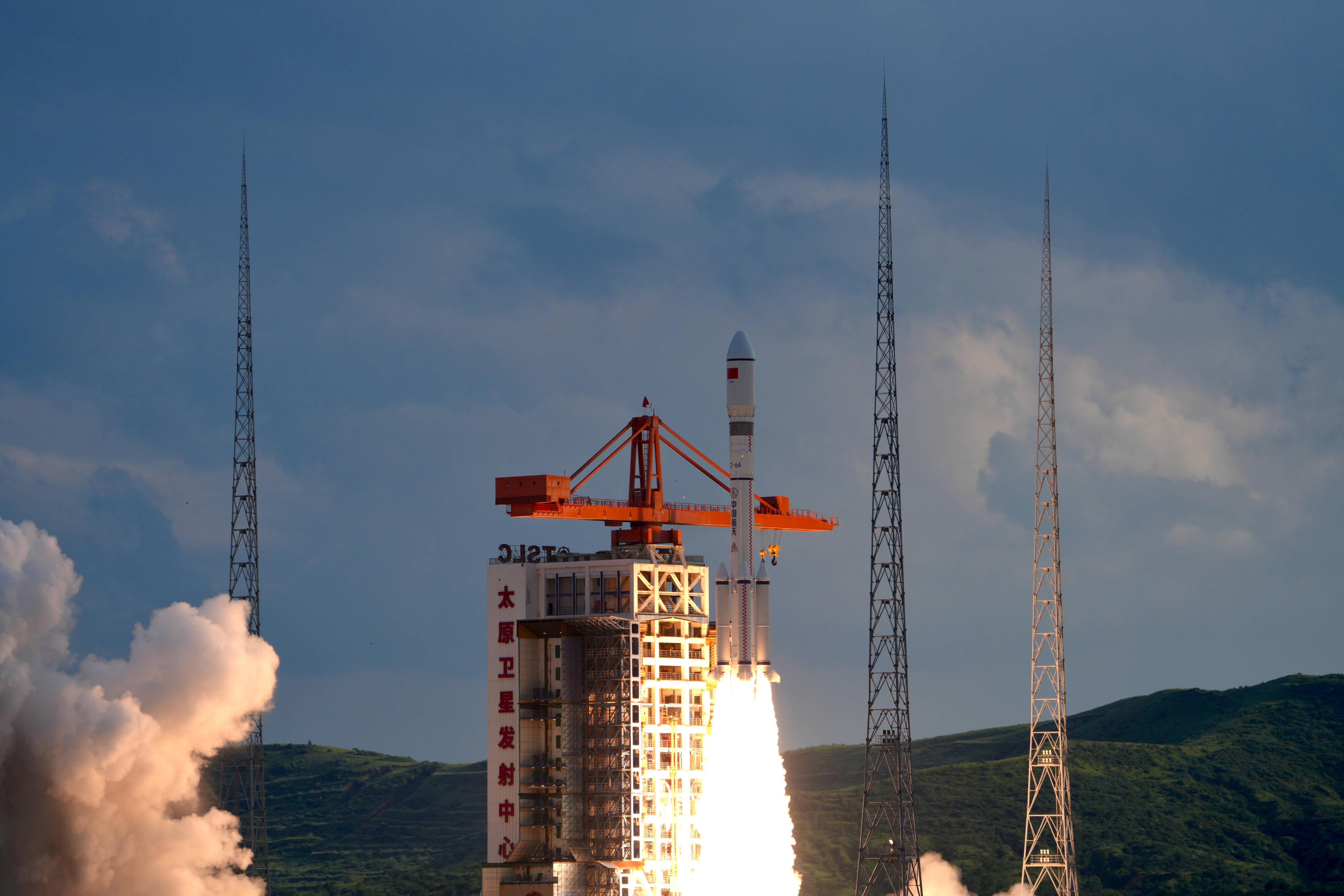 我国成功发射卫星互联网低轨卫星