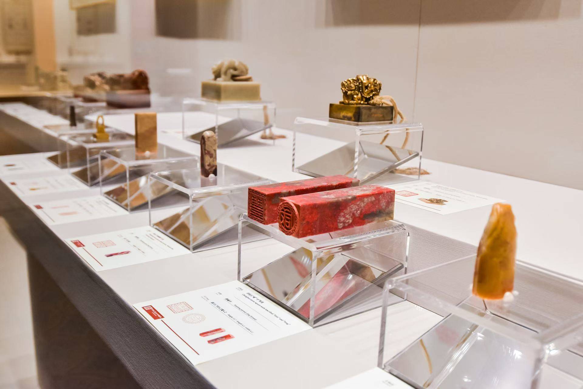 金石印记，篆刻中轴华章“世界文化遗产北京中轴线——印记北京中轴线大众篆刻作品展故宫站”开幕