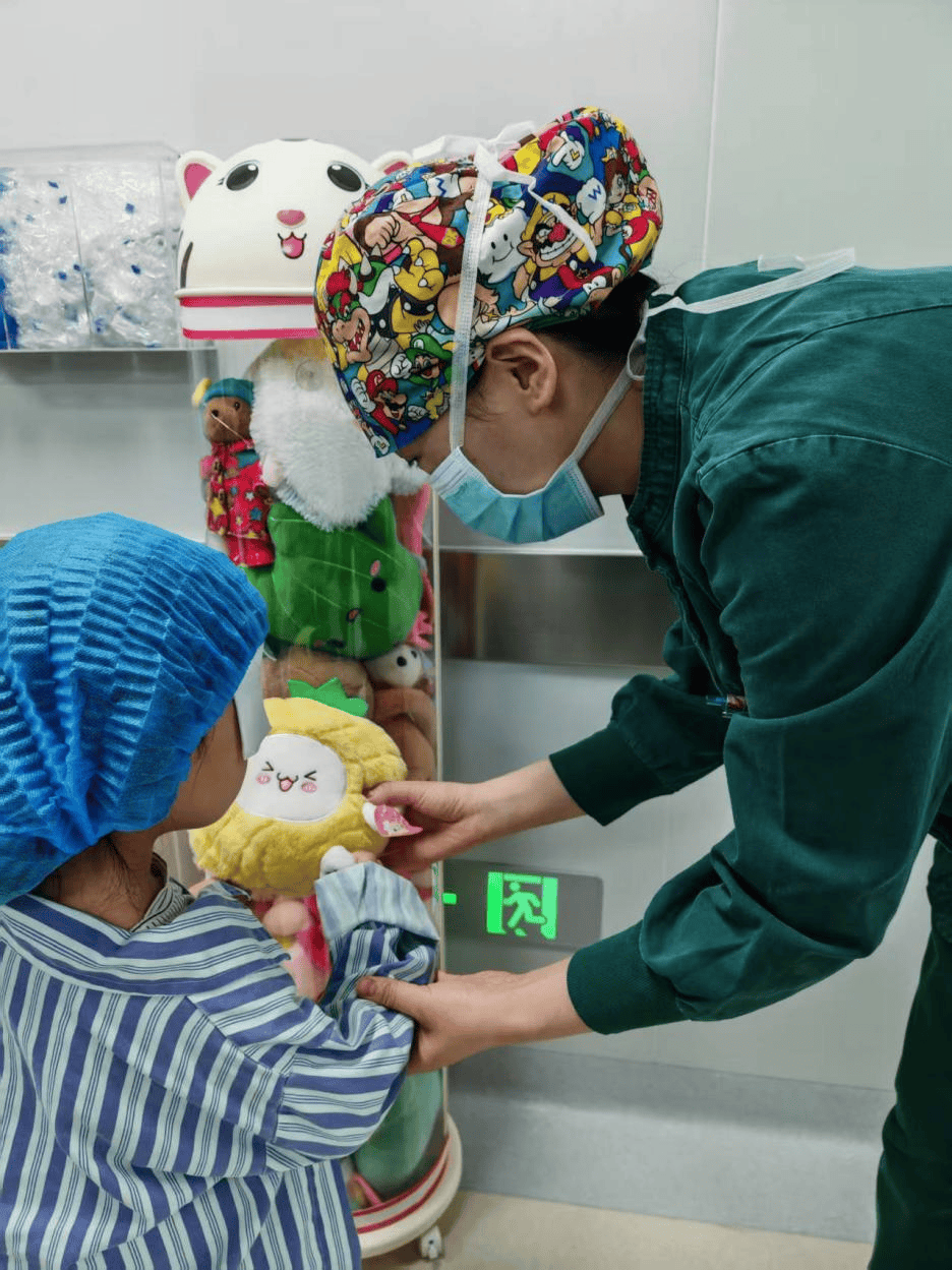 【一线传真】济南市眼科医院“萌娃小站墩”：用爱与童趣，驱散孩子手术恐惧速看