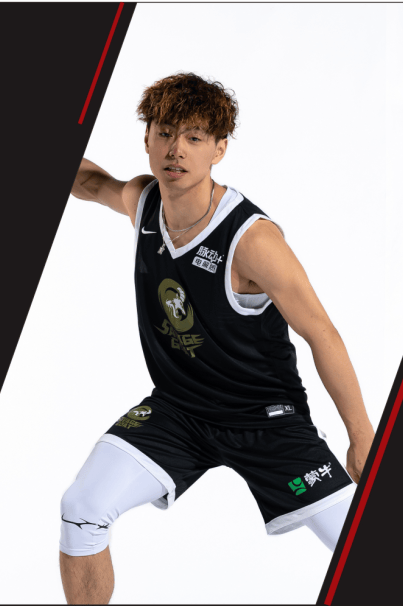 84米/83公斤孙赢座右铭:"可以接受失败,但不能接受放弃