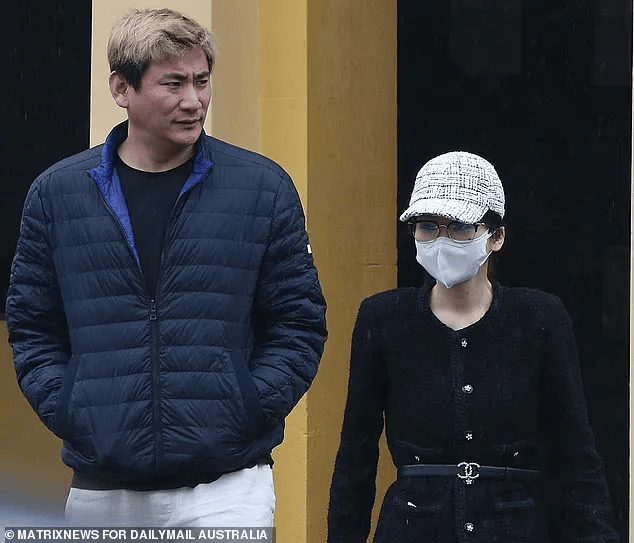 23岁华裔女子杨兰兰在澳洲开豪车出车祸，巨额财富来源成谜