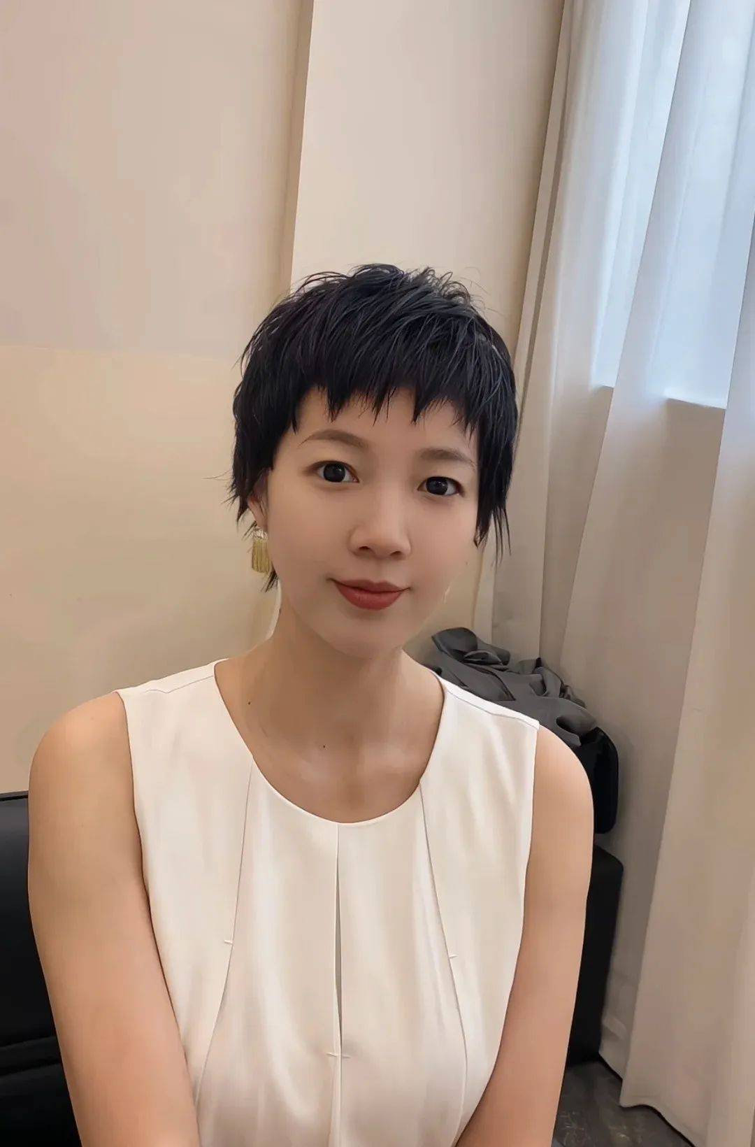 章子怡短发太惊艳了酷飒个性简单易打理
