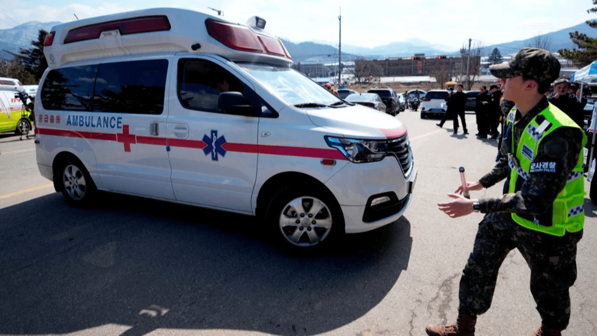 韩国有民众把救护车当出租车用，韩总统曾宣布要给救护车装GPS